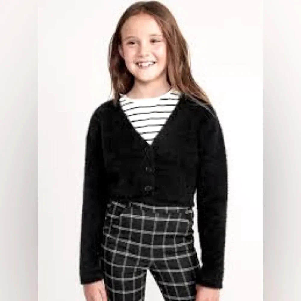 NWT Old Navy Cropped V-Neck Eyelash Cardigan Sweater for Girls Sz S/6-7